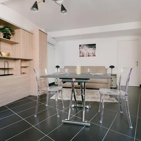 Le Regina - Calme, Moderne Et Confortable アパート *