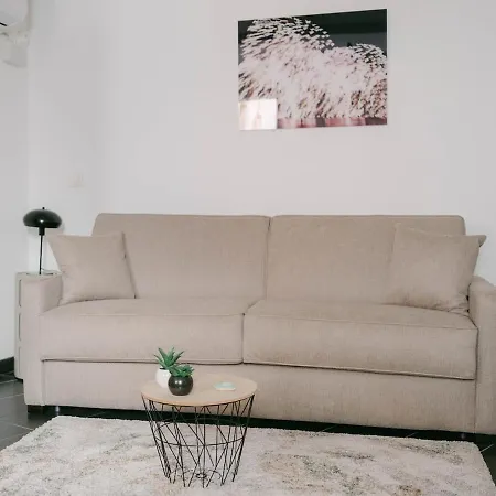 Apartmán Le Regina - Calme, Moderne Et Confortable